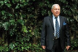 Dr. Yusuf Hamied: How an Indian Entrepreneur Challenged Big Pharma to Offer AIDS Medications at $1 a Day